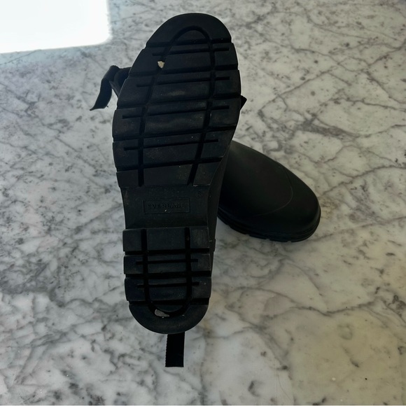 Everlane Chelsea Rain Boots in black | size 8 - Picture 7 of 8